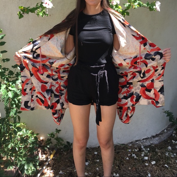 Vintage Short Japanese Kimono - Picture 5 of 6